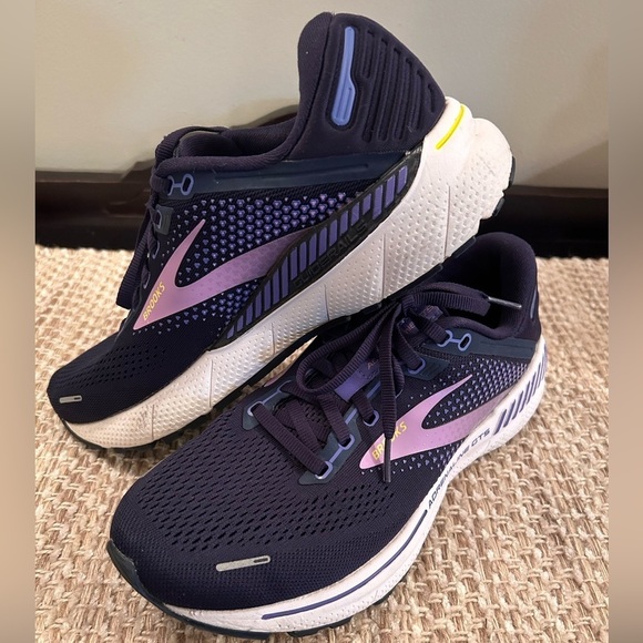 Brooks | Adrenaline GTS 22 Supportive Running Sneaker Shoes Womens 10 EU 42 - Picture 5 of 16